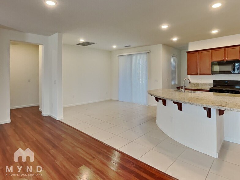 Building Photo - 6198 Sweet Cherry Dr