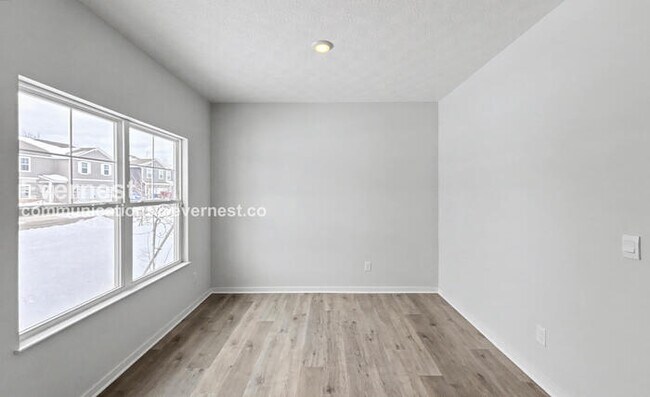 Building Photo - 982 Allegro Dr