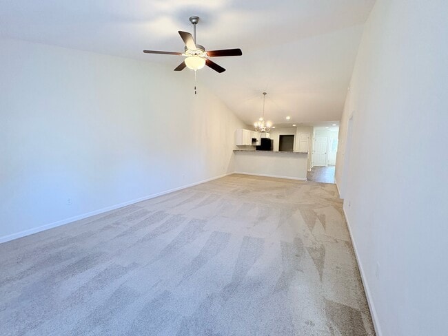 Building Photo - 14 Jackmia Way