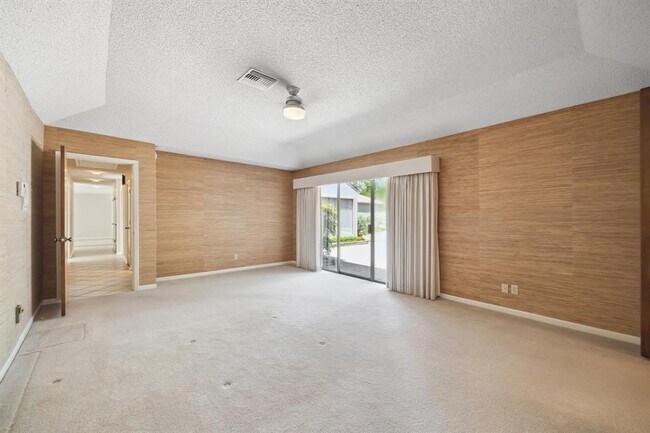 Building Photo - 780 Kuhlman Rd