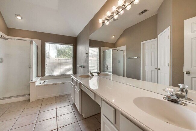 Building Photo - Attractive 3 Bedroom, 2 Bath Home in Stonebridge Ranch!