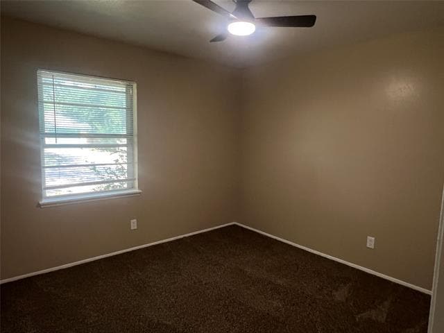 Building Photo - 2914 Ravine Cir