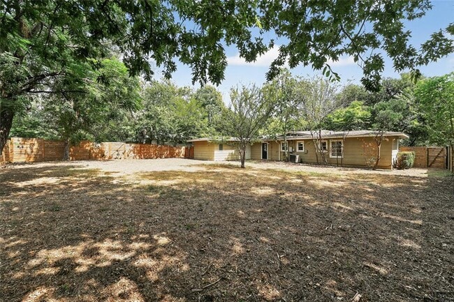 Building Photo - 6106 Bull Creek Rd