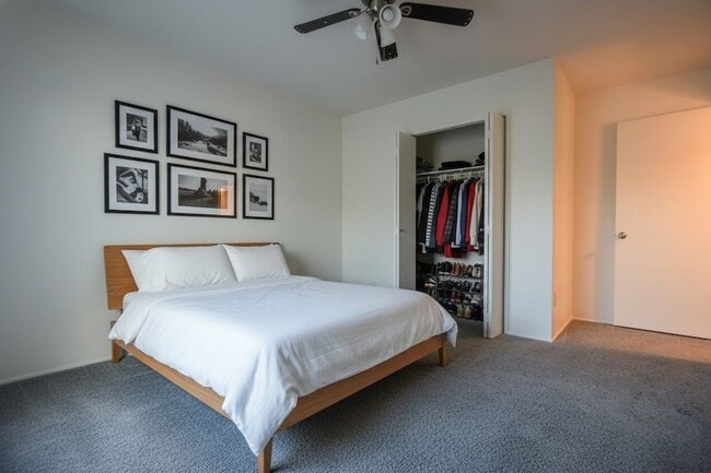 Building Photo - 24215 Beef Canyon Dr