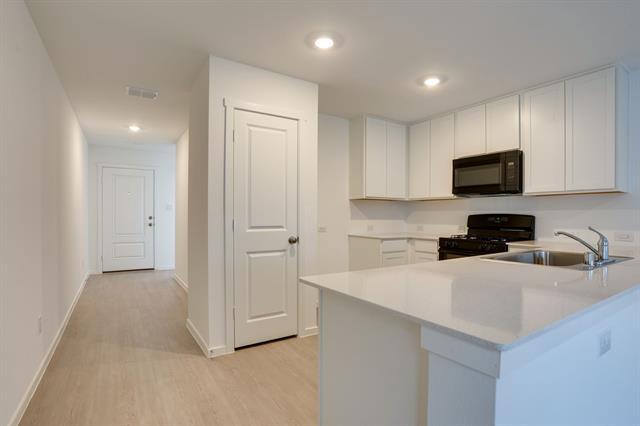 Building Photo - 3021 Burmese St