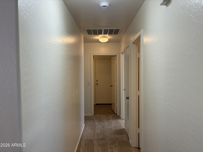 Building Photo - 6027 W Encinas Ln