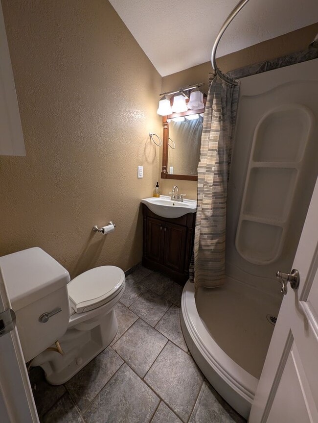 Building Photo - Livestock & Spring Garden Ready! 3 Bedroom Home for Rent in Port Orchard