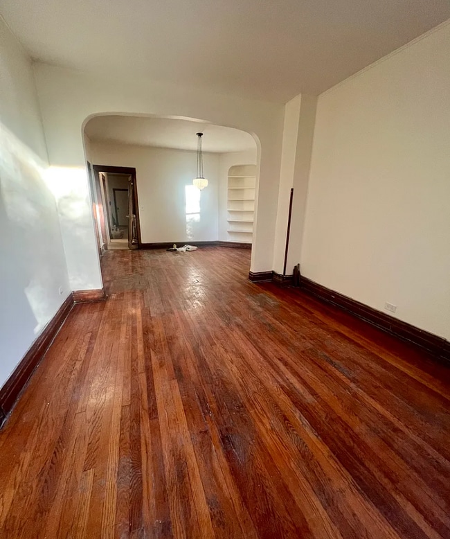 Building Photo - 1929 N Humboldt Blvd