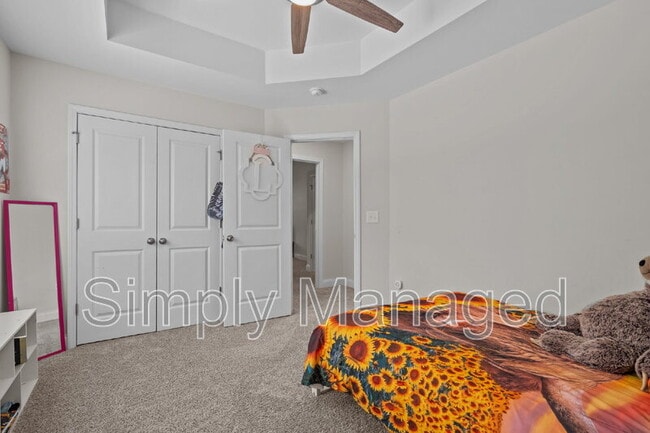Building Photo - 124 Rocking Horse Ln