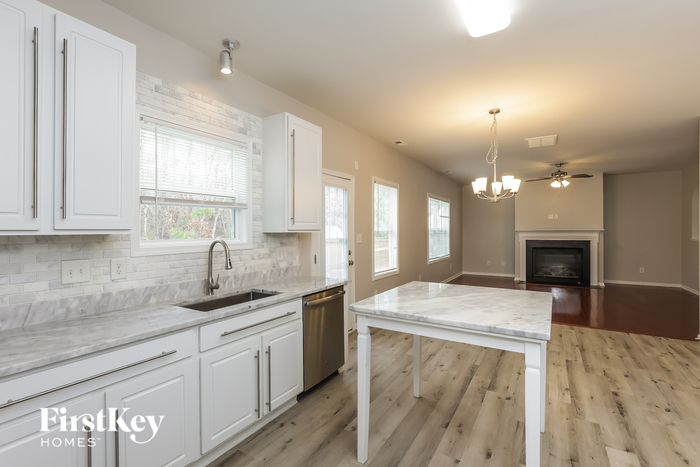Building Photo - 2927 Cherrybark Dr