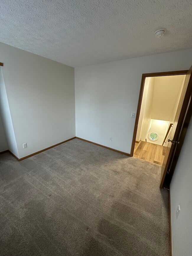 Building Photo - 9153 Constitution Ave