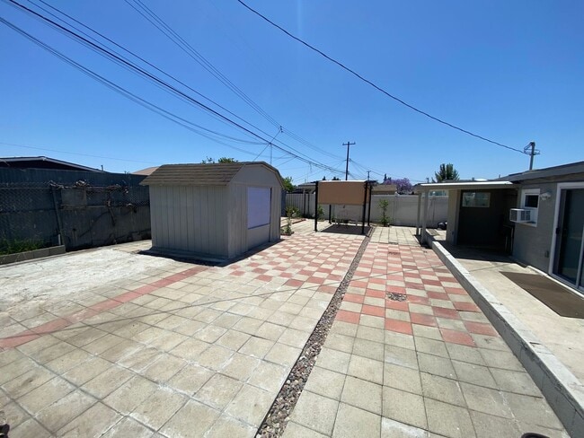 Building Photo - 15522 Claretta Ave