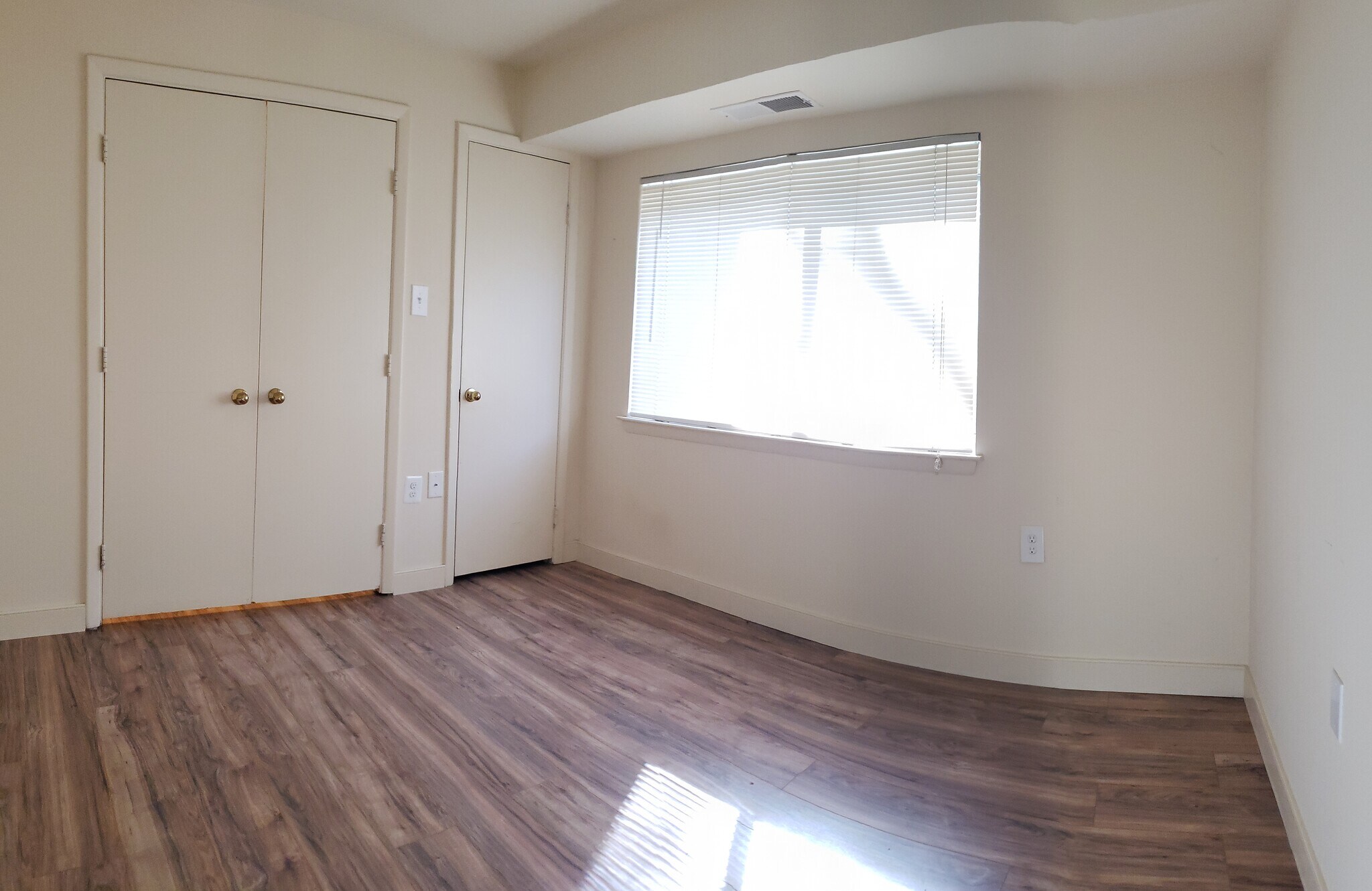 Guest Bedroom - 12203 Braxfield Ct