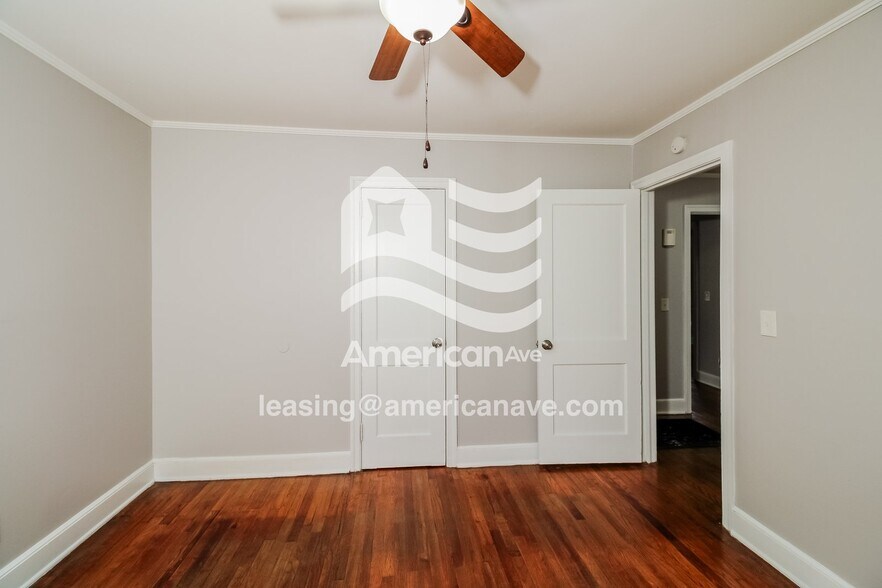 Building Photo - 5217 Spalding Ave