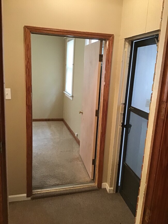 Building Photo - 1124 Hatchie St
