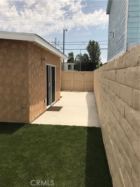 Building Photo - 22633 S Figueroa St