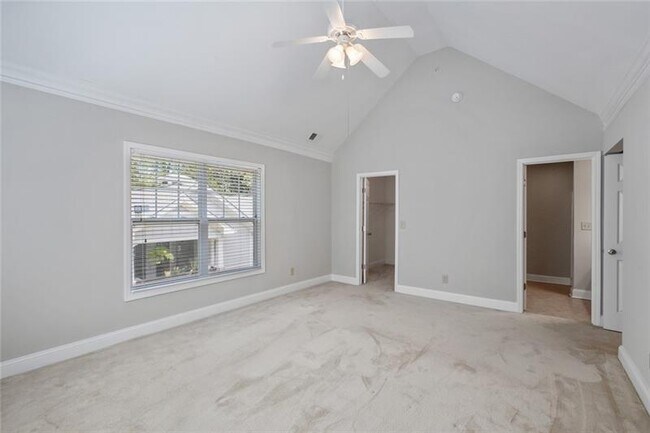Building Photo - 308 Madison Ct