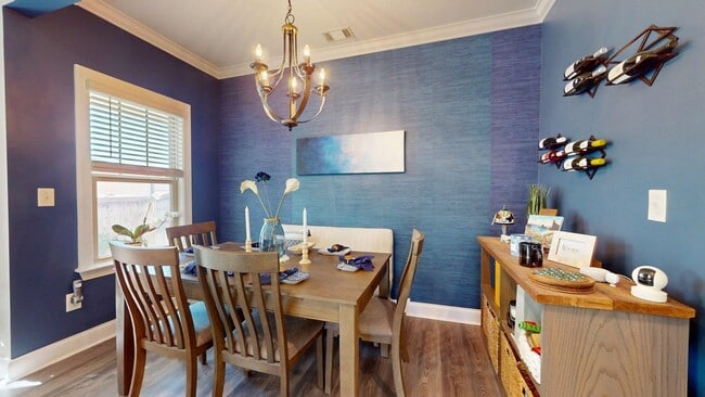 Building Photo - Spacious and Well Maintained 3 Bedroom Townhome in Woodward Oaks