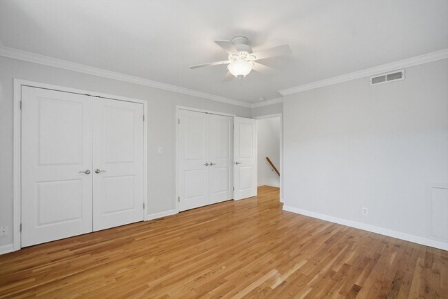 Building Photo - 1155 Dickinson St