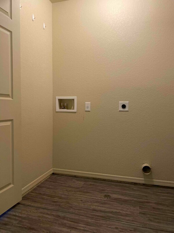 Building Photo - 7335 E 39th Pl