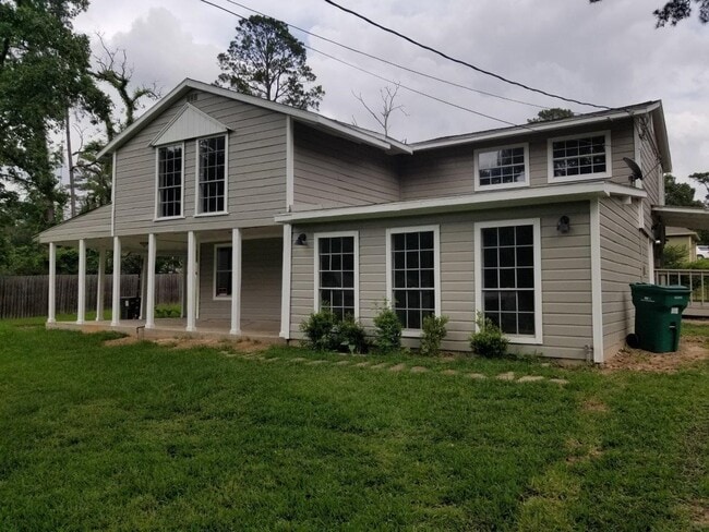 Building Photo - 1305 St Lawrence River Rd