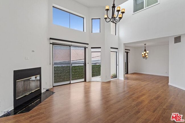 Building Photo - 12000 Goshen Ave