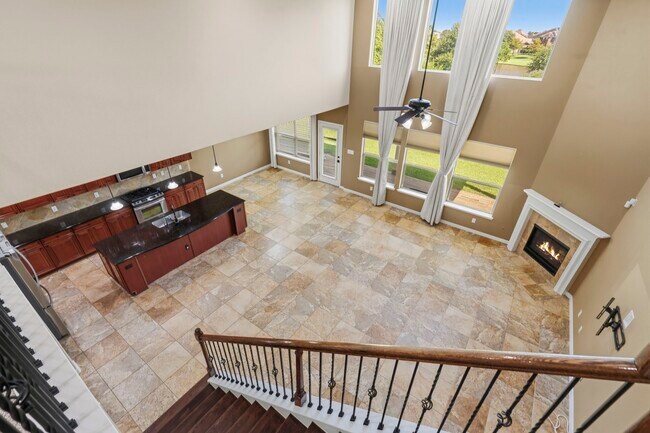 Building Photo - 25907 Foxrun Vista Dr