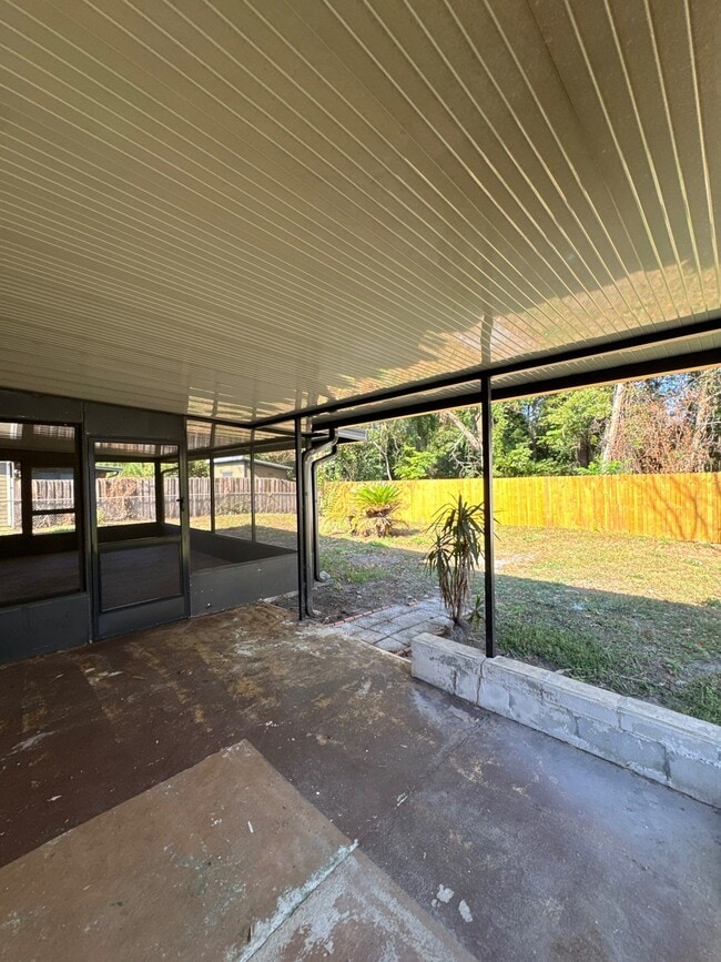 Building Photo - 8103 Joffre Dr