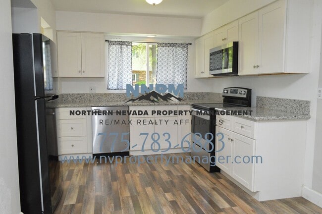 Building Photo - 239 Smithridge Park