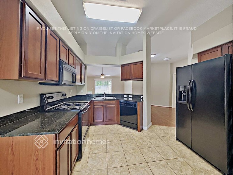 Building Photo - 3922 Rollingsford Cir