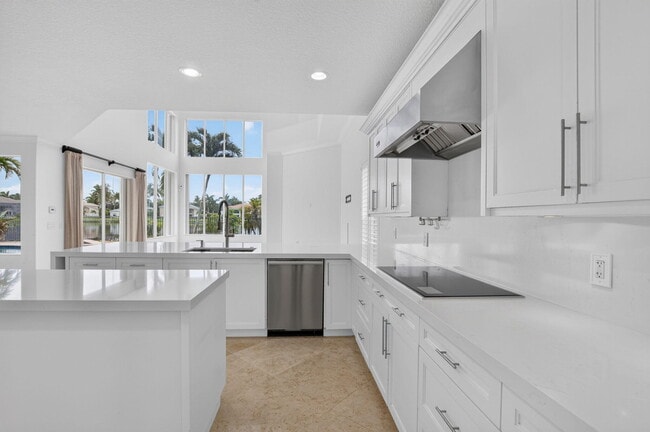 Building Photo - 9511 Savona Winds Dr