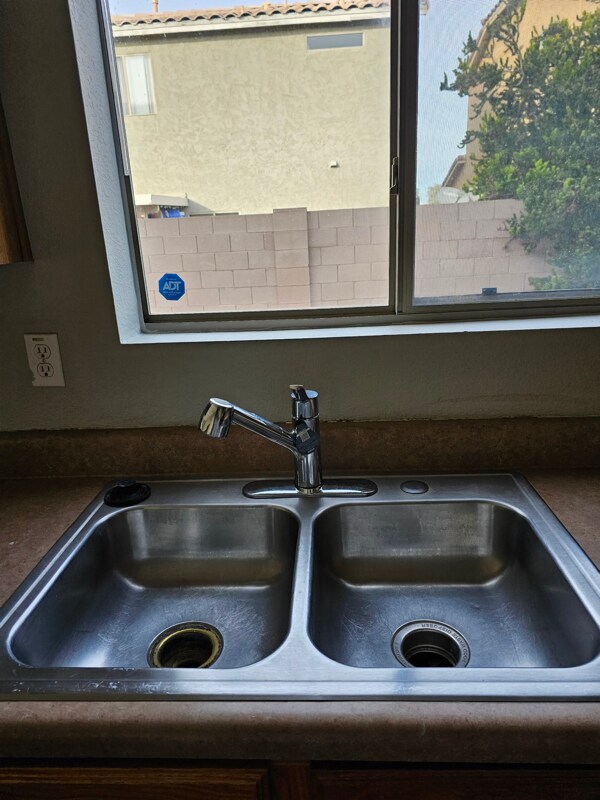 Building Photo - 2714 E Indian Wells Pl