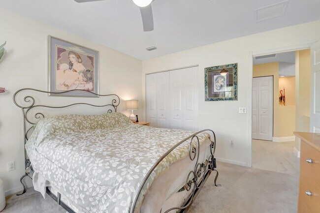 Building Photo - 9798 Casa Mar Dr