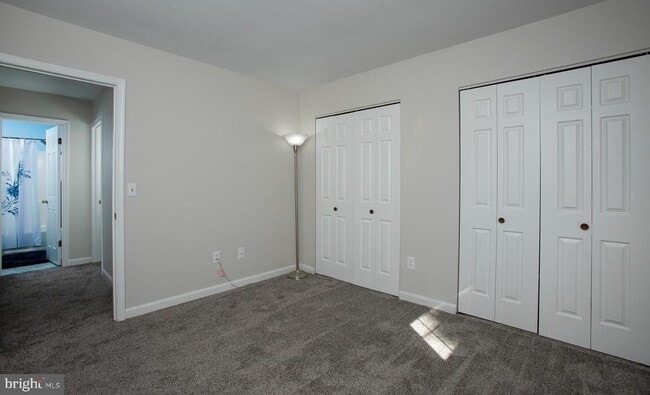 Building Photo - 938 Grantham Rd