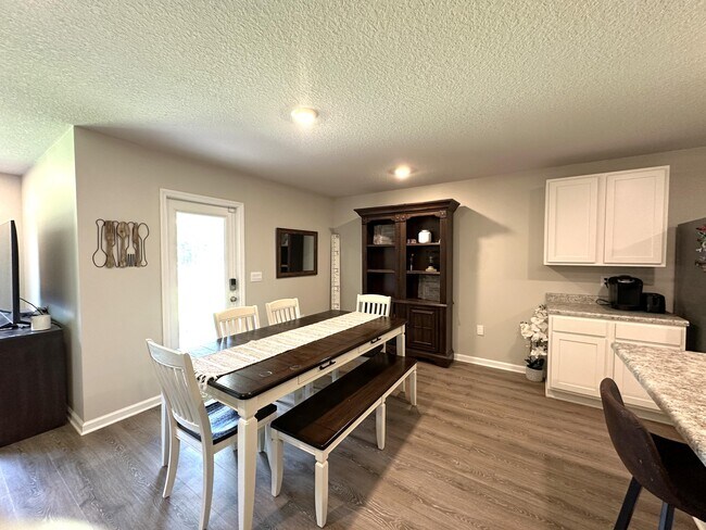 Building Photo - 3581 Sugar Maple Ln