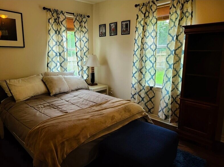 Building Photo - 7833 Wileyvale Rd