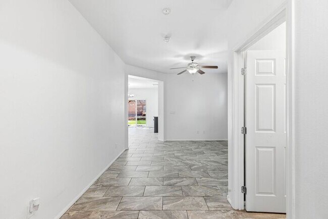 Building Photo - Your Next Home Awaits | 4 Bed, 3 Bath with Private Pool