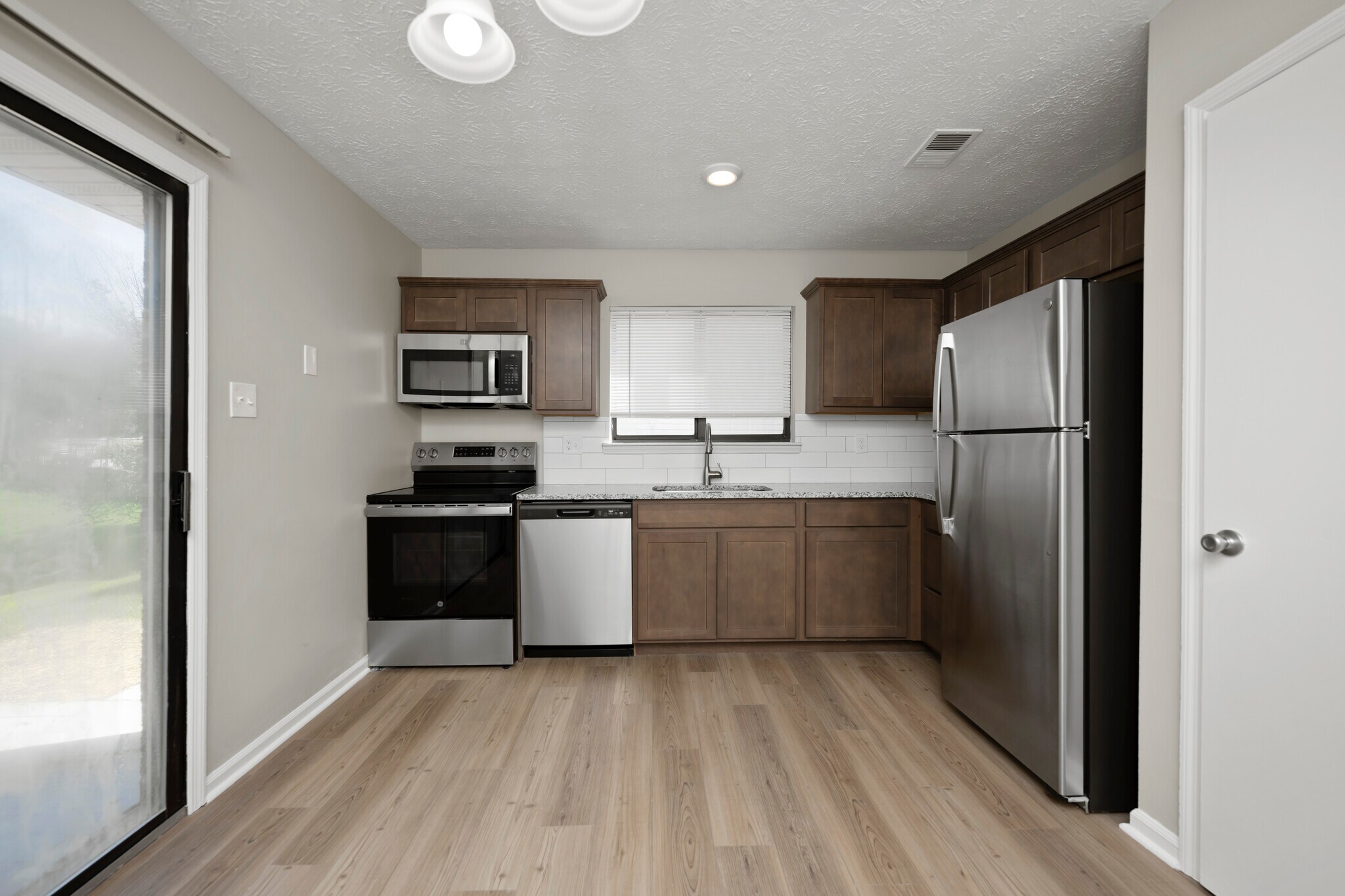 Building Photo - 3409 Woodspring Dr