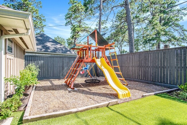 Building Photo - 1743 Nocturne Ln