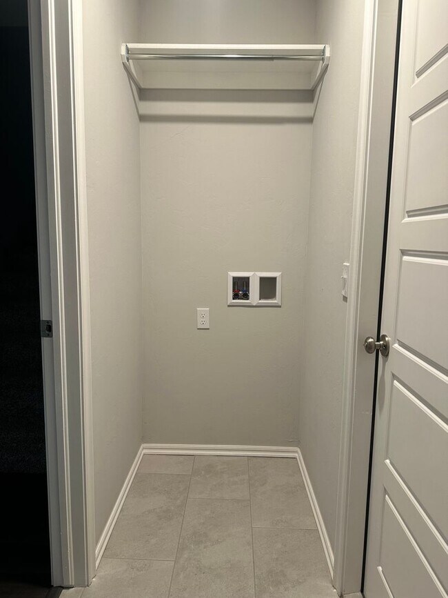 Building Photo - BUILT IN 2023!