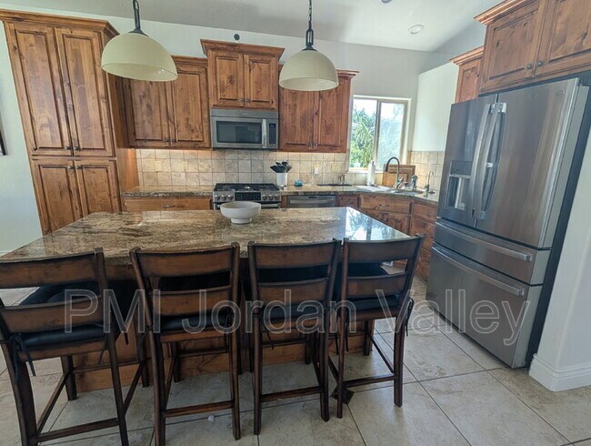 Building Photo - 14457 Gray Fox Dr