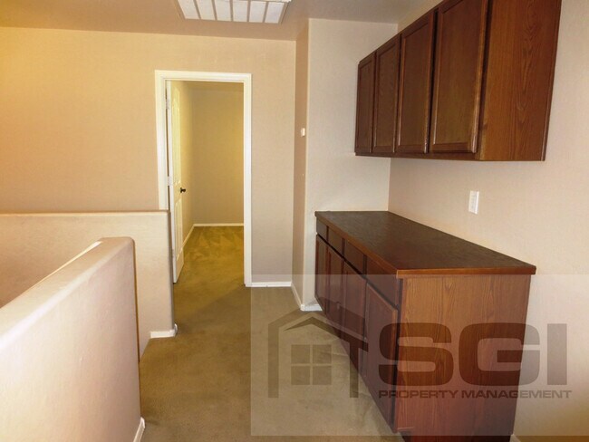 Building Photo - 3511 W Thurman Dr