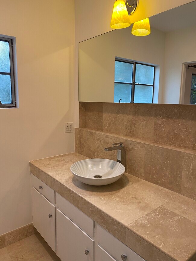 bathtroom - 120 S Maple Dr
