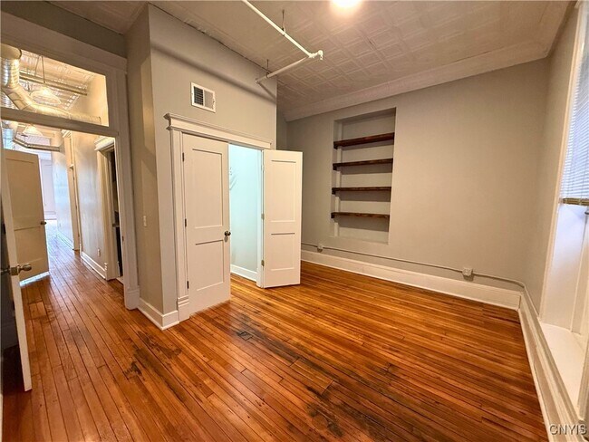 Building Photo - 205 E Jefferson St