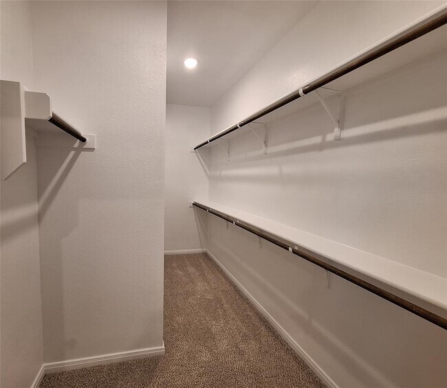 Building Photo - 104 Gunner Rd