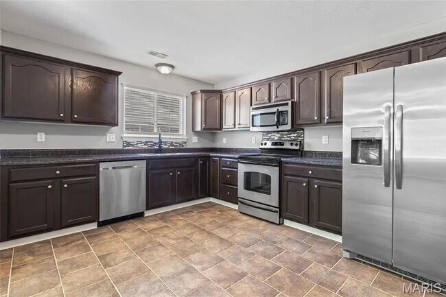 Building Photo - 1835 Woodland Trl