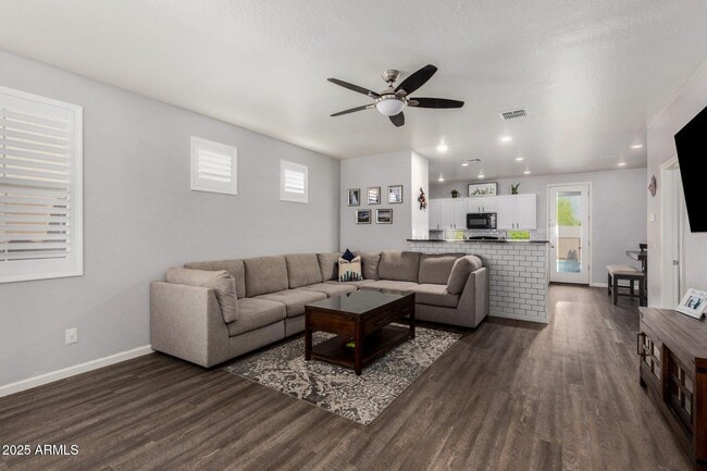 Building Photo - 36909 N Coronado Ln