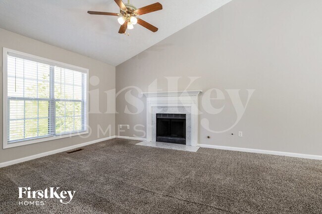 Building Photo - 5370 Princeton Oaks Dr