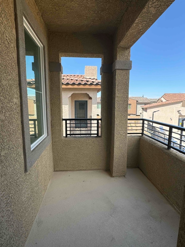 Building Photo - 2552 Venetia Pointe St