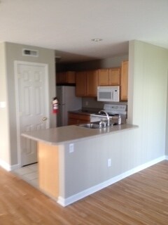 Building Photo - 2614 E Oaklawn Ct